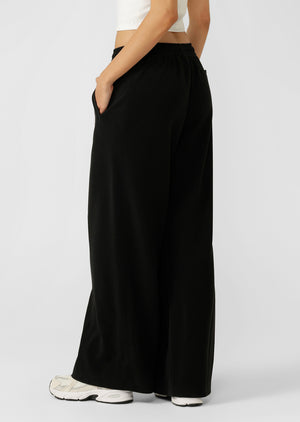 Lorna Jane Cloud Nine Relaxed Track Pants - Black