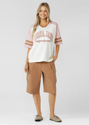 Lorna Jane District Cargo Shorts - Caramelised Sugar