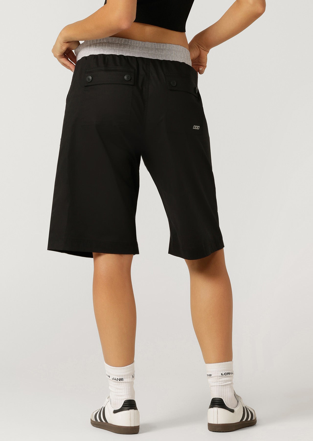 Lorna Jane Flashdance 3/4 Shorts - Black