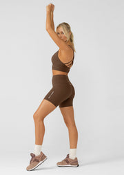 Lorna Jane Lotus No Chafe 16cm Bike Shorts - Chocolate