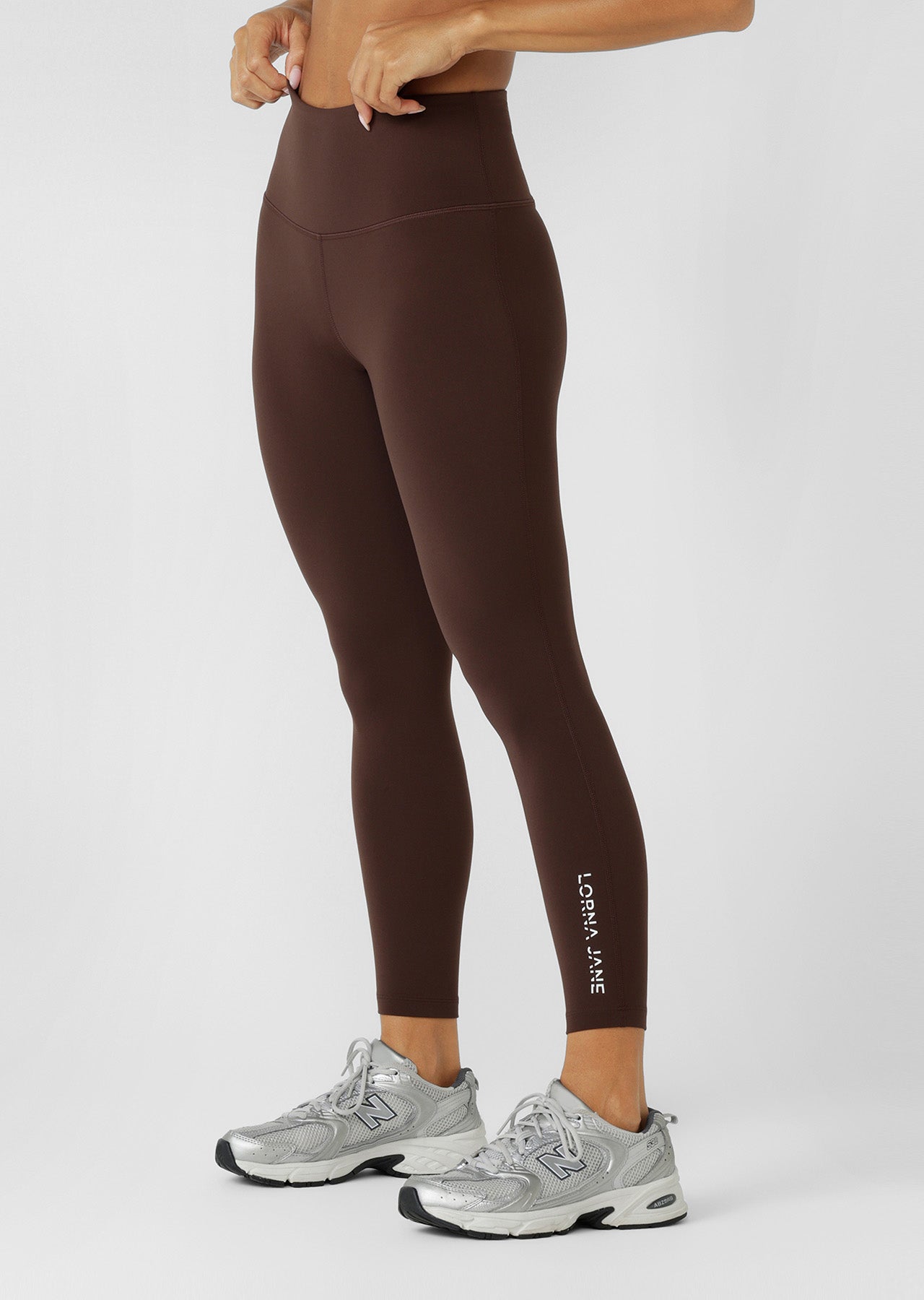 Lorna Jane Lotus No Chafe Phone Pocket Ankle Biter Leggings - Espresso