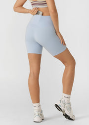 Lorna Jane Lotus No Chafe Phone Pocket 16cm Bike Shorts - Light Moontide