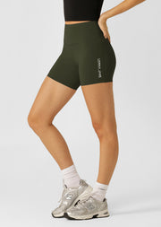 Lorna Jane Lotus No Chafe Phone Pocket 14cm Bike Shorts - Luxury Green
