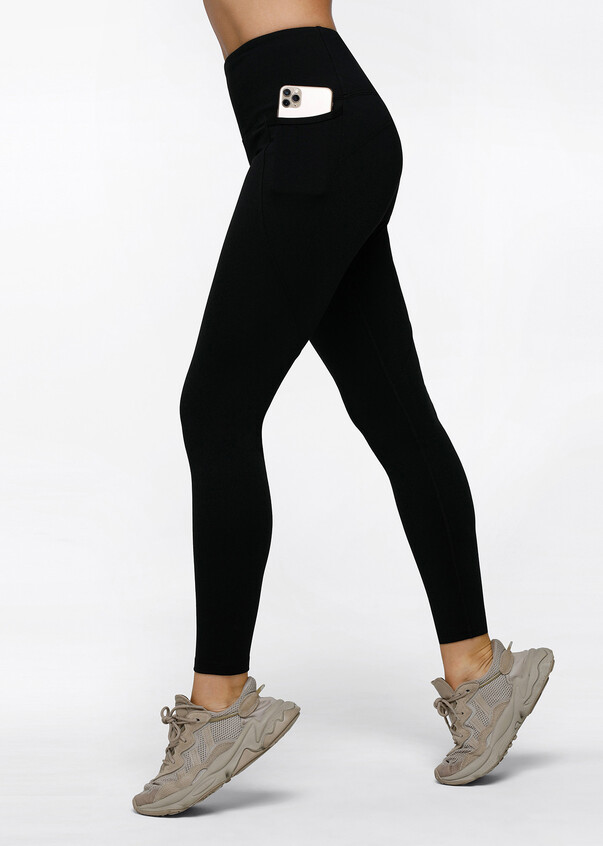 Nike Pro Warm Leggings Tight Girls, Women's Fashion, Activewear on Carousell