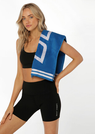 CREW Gym Towel - Shop Gymwear and Activewear online at CREWFIT